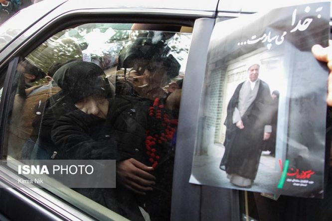 تصاویر خانواده هاشمی رفسنجانی درمراسم تشییع 