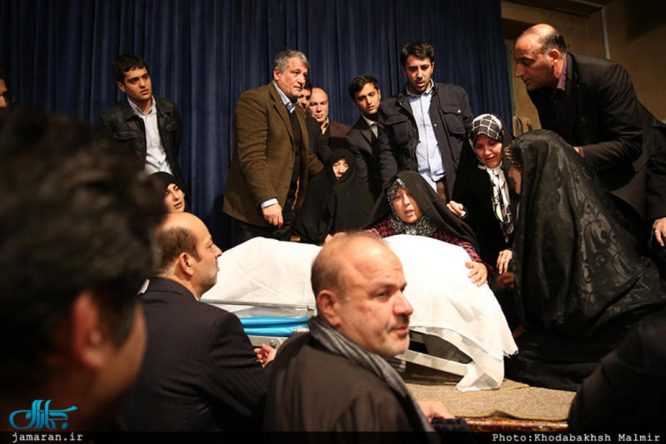 تصاویر وداع خانواده هاشمی رفسنجانی در جماران 