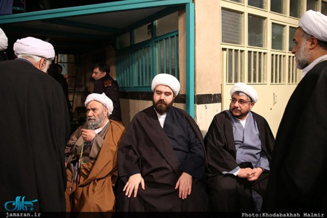 تصاویر وداع خانواده هاشمی رفسنجانی در جماران 