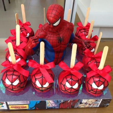  تصاویر تم تولد با کیک مرد عنکبوتی 